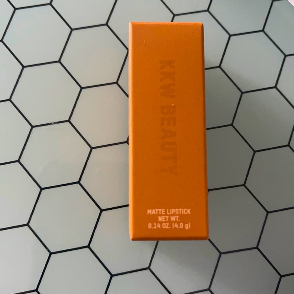 KKW honey 1 lipstick